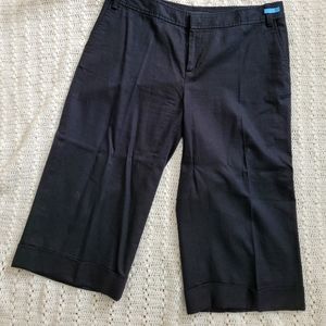 EUC Like New Banana Republic Black Shorts